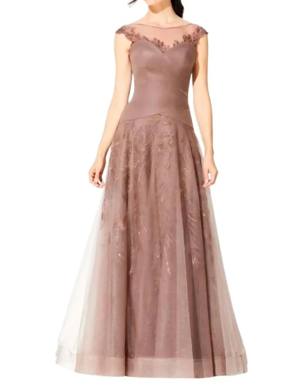 Snag Fabulous Fashion Bargains Formal Outfit Sleeveless Tulle And Embroidered Lace A-Line Gown In Dark Mink