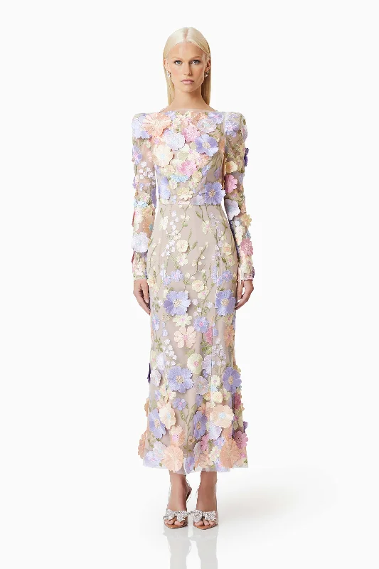 Weekend Exclusive Sophisticated Cut Shannon 3D Floral Midi Dress In Purple