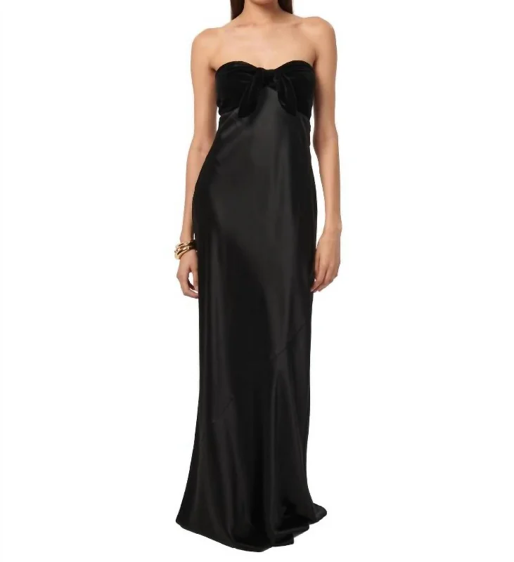 Trendy Pulse Floral Style Lavinia Gown In Black