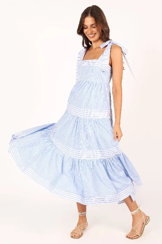 Get The Latest Trends Feminine Grace Bella Maxi Dress - Blue Stripe