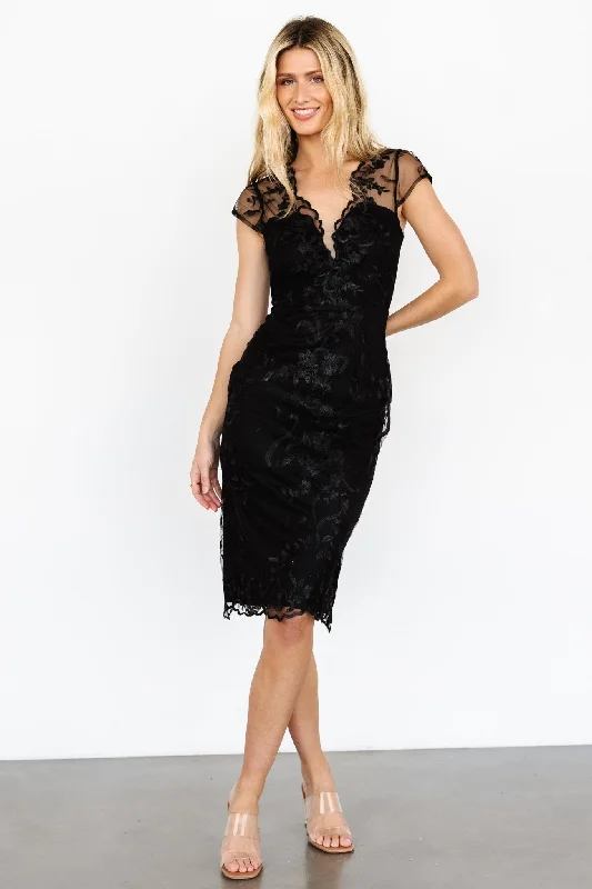 Chic Styles Romantic Detailing Delphine Applique Midi Dress | Black