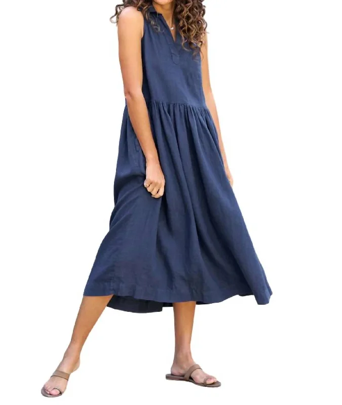 Weekend Exclusive Feminine Charm Daphnee Sleeveless Popover Linen Shirt Dress In Navy