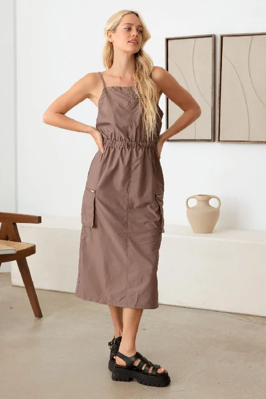 Cool Prices Grab Romantic Date - Night Styles Now Hot Girl Tasha Adjustable Strap Drawstring Cargo Midi Dress In Mocha