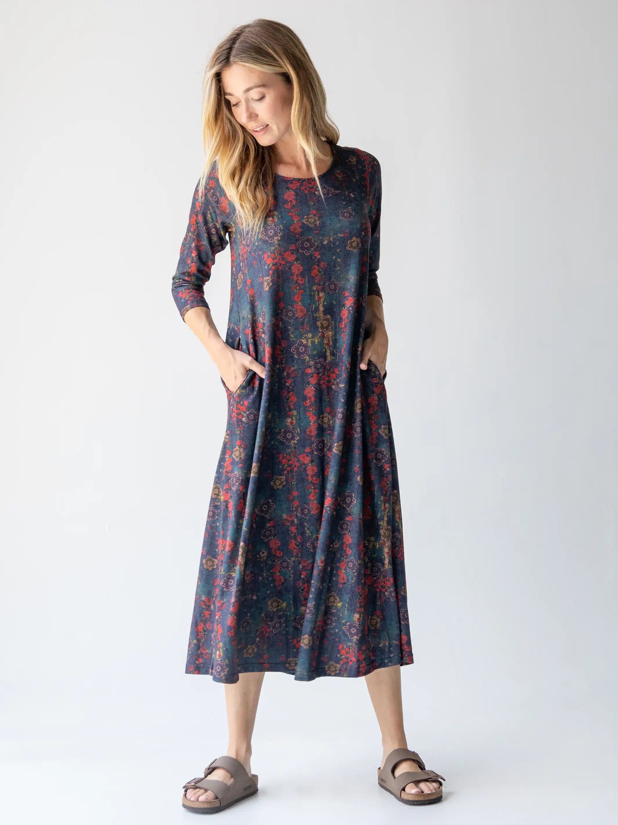 Gift Ideas Everyday Glamour Lottie Knit Maxi Dress - Watercolor Floral