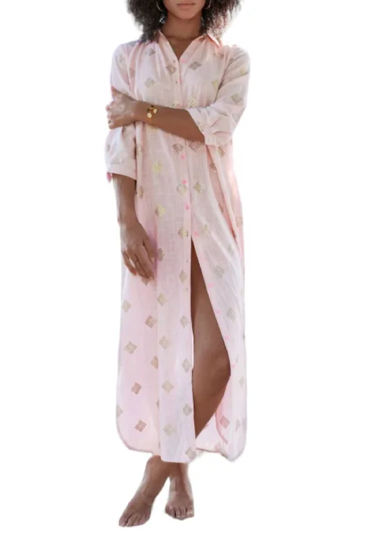 Trendy Looks On Sale Floral Style Ivy Shirt Dress In Blush