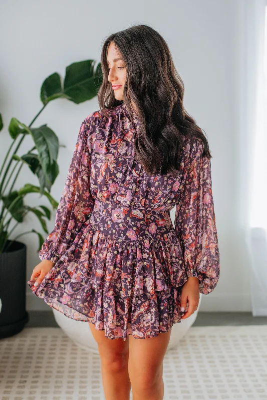 Chic & Modern Sales Graceful Movement Cindy Floral Dress