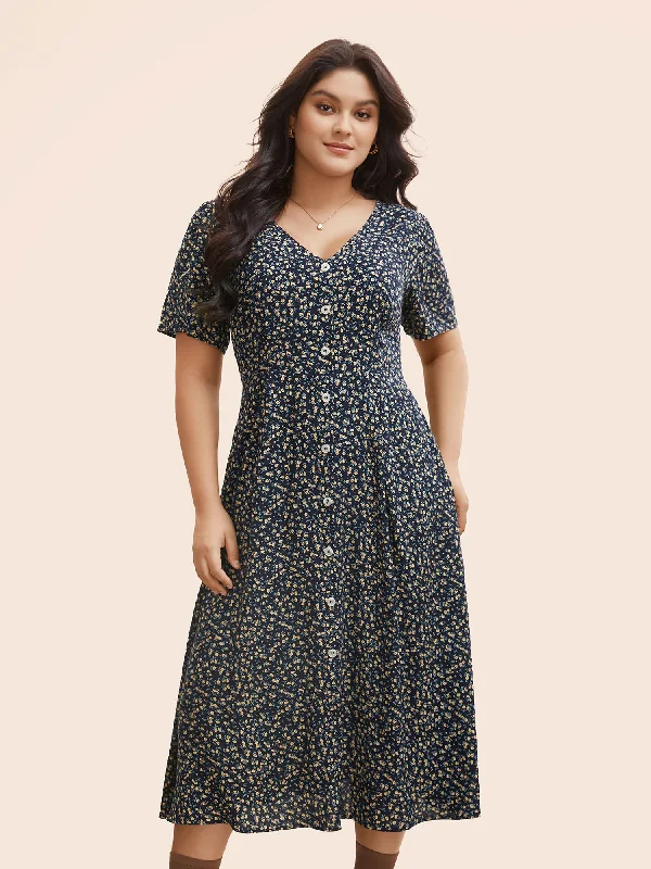 Clearance Sale, All Cheap Graceful Movement Ditsy Floral Button Detail Elastic Waist Midi Dress