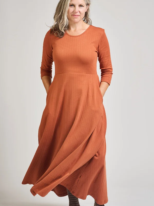 Sophisticated Street Style Offers Elegant Ensemble Mumbai Maxi Dress  - Sandstone Rib Knit