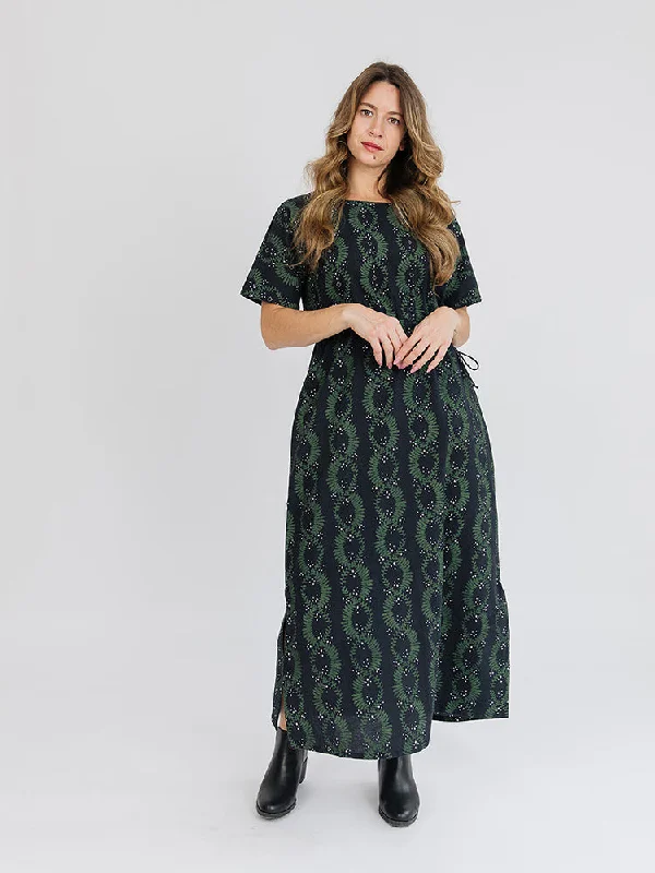 Fashionable Comfort Promotions Everyday Glamour Aimee Maxi Dress - Vine Twist Forest