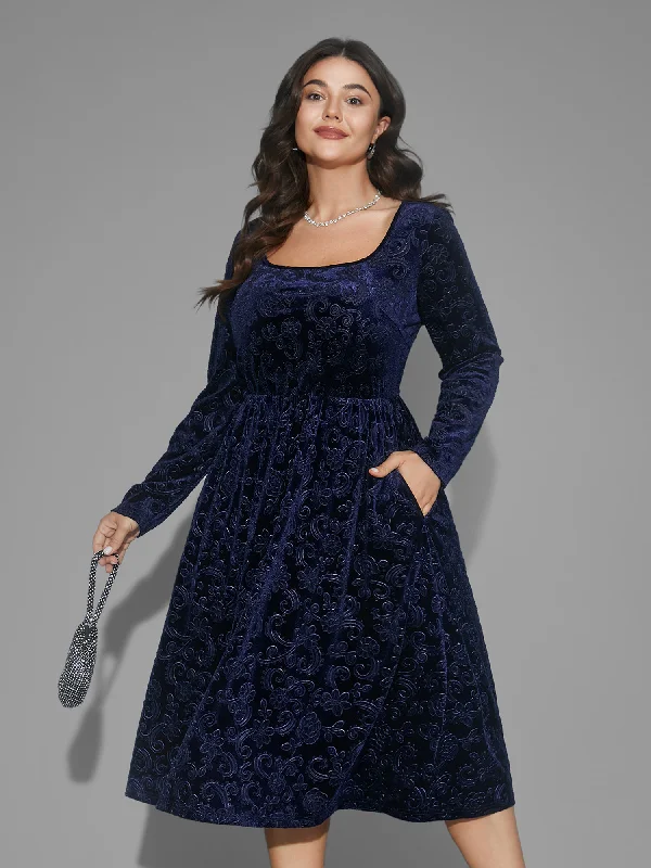 Chic Style, Always In Vogue Elegant Attire Square Neck Floral Velvet Midi Dress