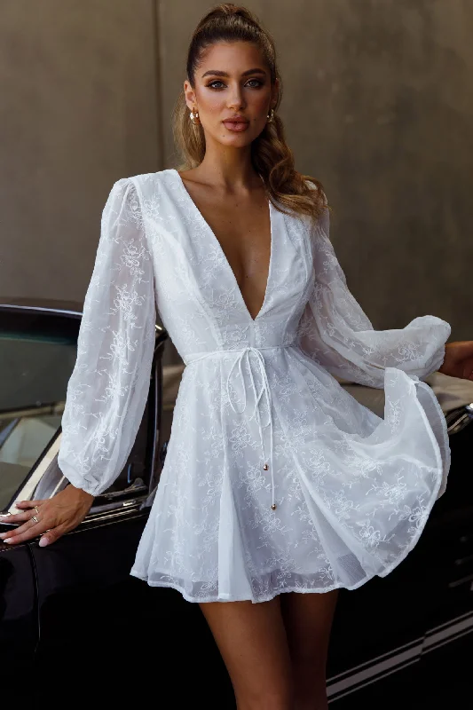 Hot Deals Graceful Movement Estelle Long Sleeve V-Neckline Dress Embroidered White