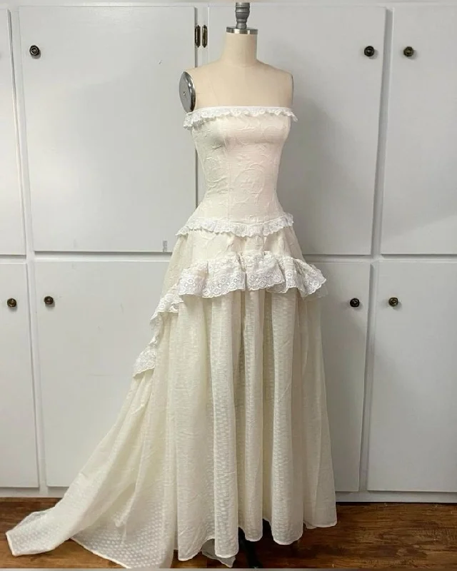 Discover Now Effortless Grace Modest A Line Strapless Lace Sleeveless Ivory Long Prom Dress Evening Dresses C2167