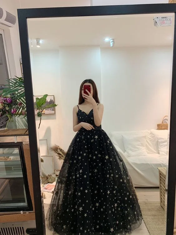 Style Breakthroughs Ethnic Cultural Event Wear Sexy Black Prom Dresses A-Line / Princess Spaghetti Straps Sleeveless Star Embroidered Floor-Length    cg10940