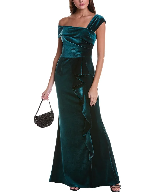 Budget Saver Urban Sophistication Teri Jon by Rickie Freeman Velvet Gown